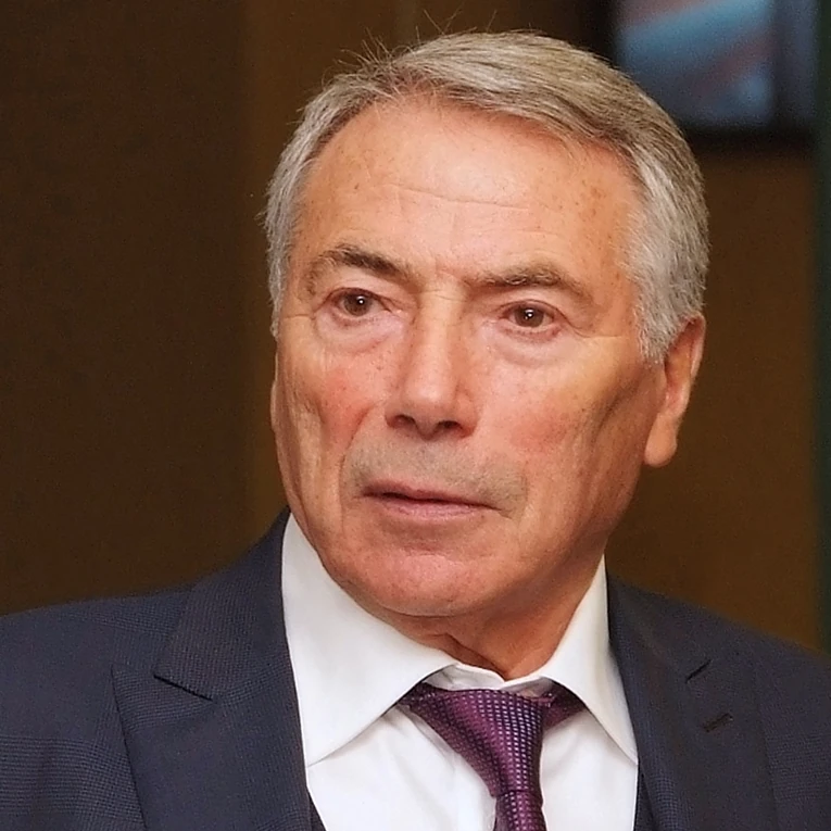 Ефим Басин
