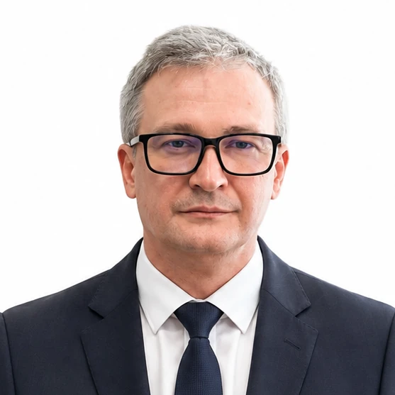 Михаил Новиков
